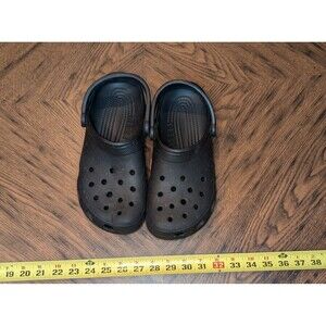 Crocs Classic Clogs Black Mens Slip On Water Shoes Size 7 Womens Size 9